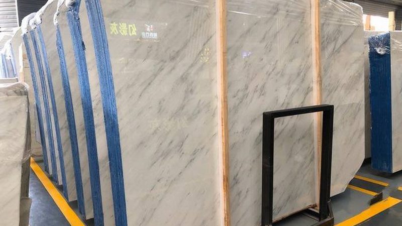 岩板台面：揭秘其优缺点与使用寿命**