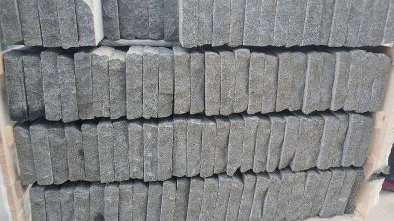 微晶石地板：揭秘其背后的工艺与优势